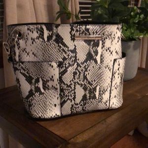 Steve Madden Sammy hobo bucket tote bag with silver hardware